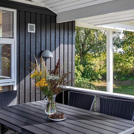 Bøtø By 10 Person Holiday Home In Idestrup מראה חיצוני תמונה
